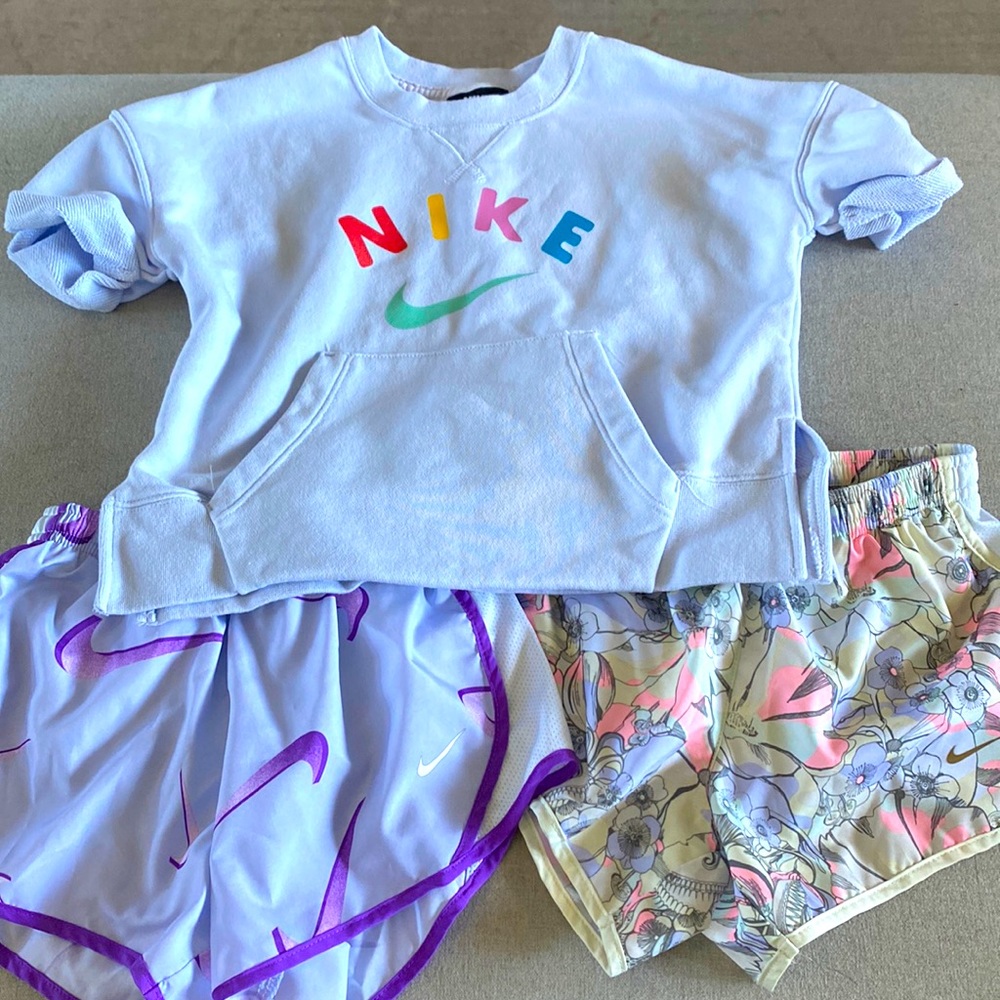 Girls Nike bundle